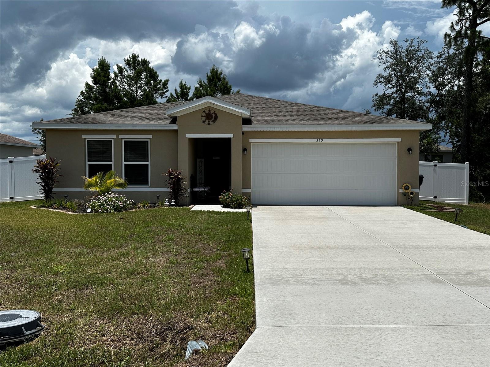 Details for 319 Hibiscus Drive, KISSIMMEE, FL 34759