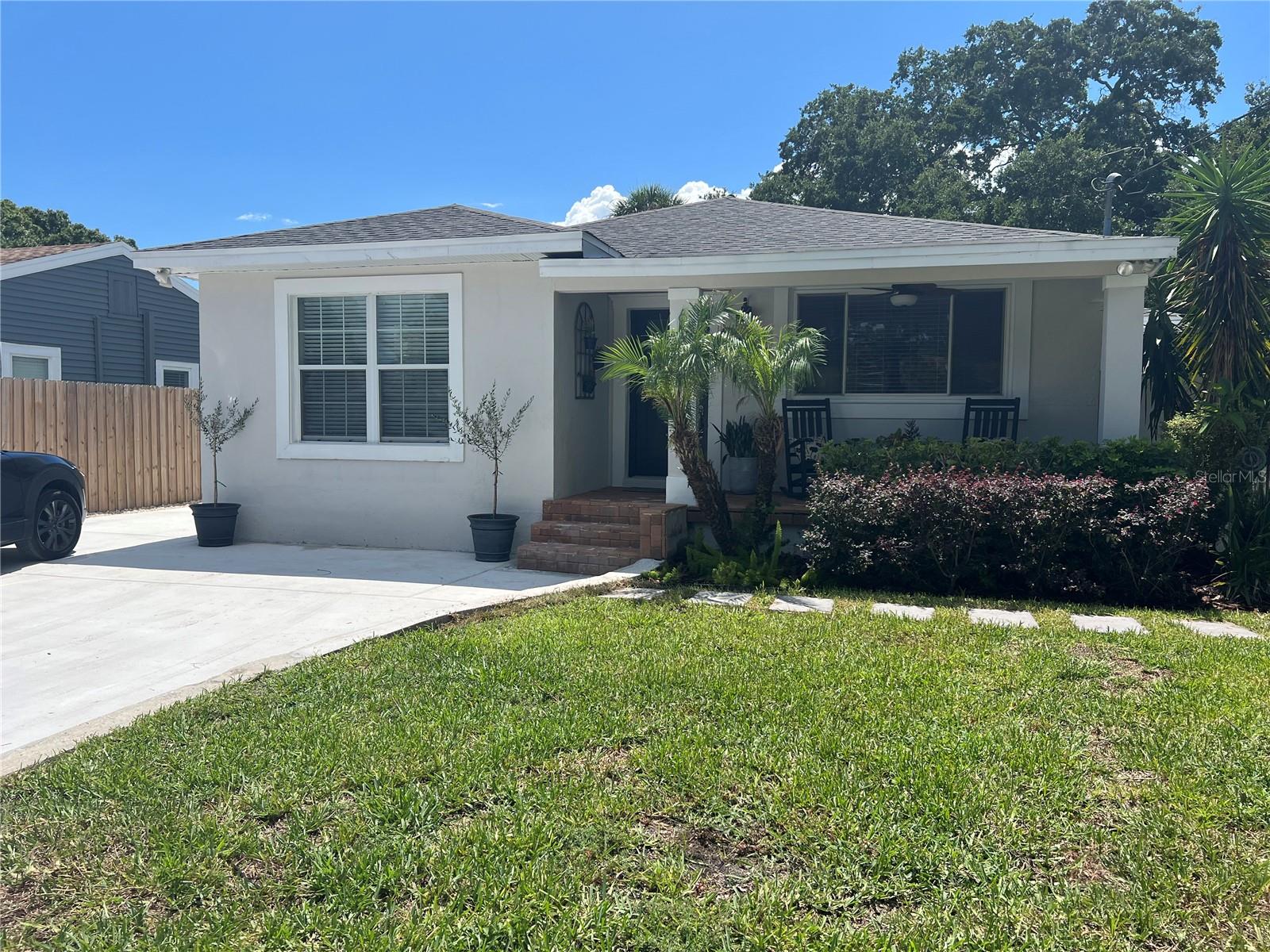 Image 1 of 26 For 608 Macdill Avenue