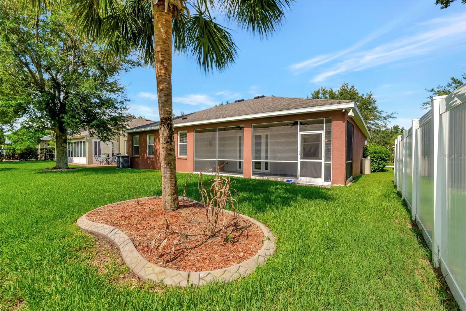 Listing photo id 28 for 10906 Holly Cone Drive