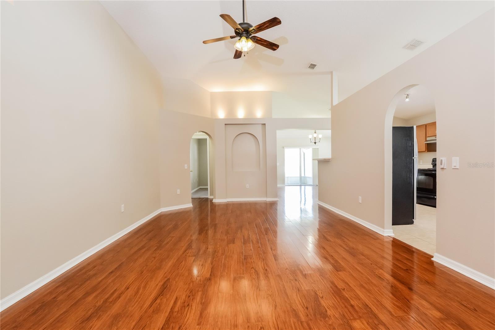 Image 2 of 24 For 31817 Sunpark Circle