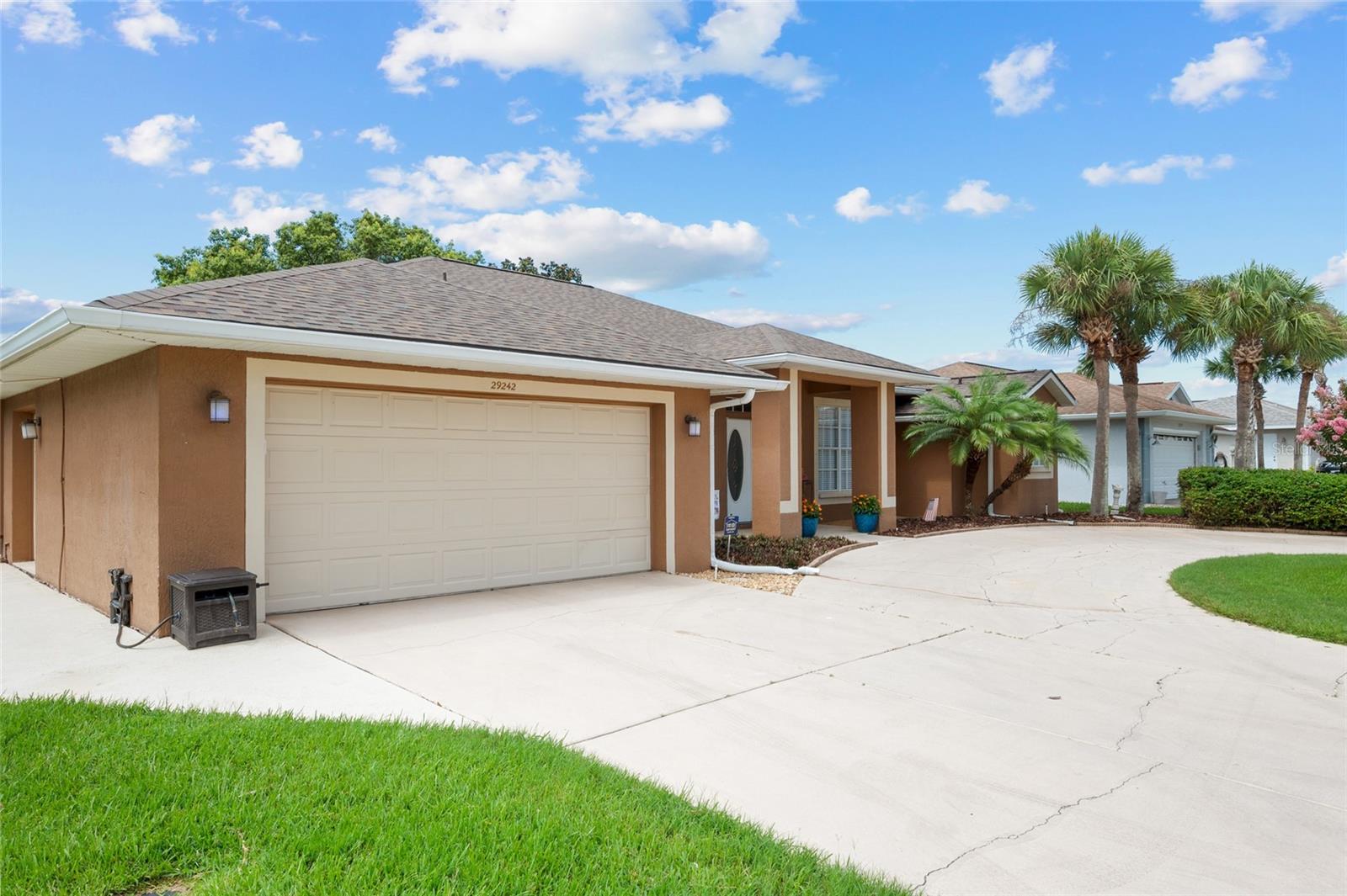 Listing photo id 1 for 29242 Caddyshack Lane