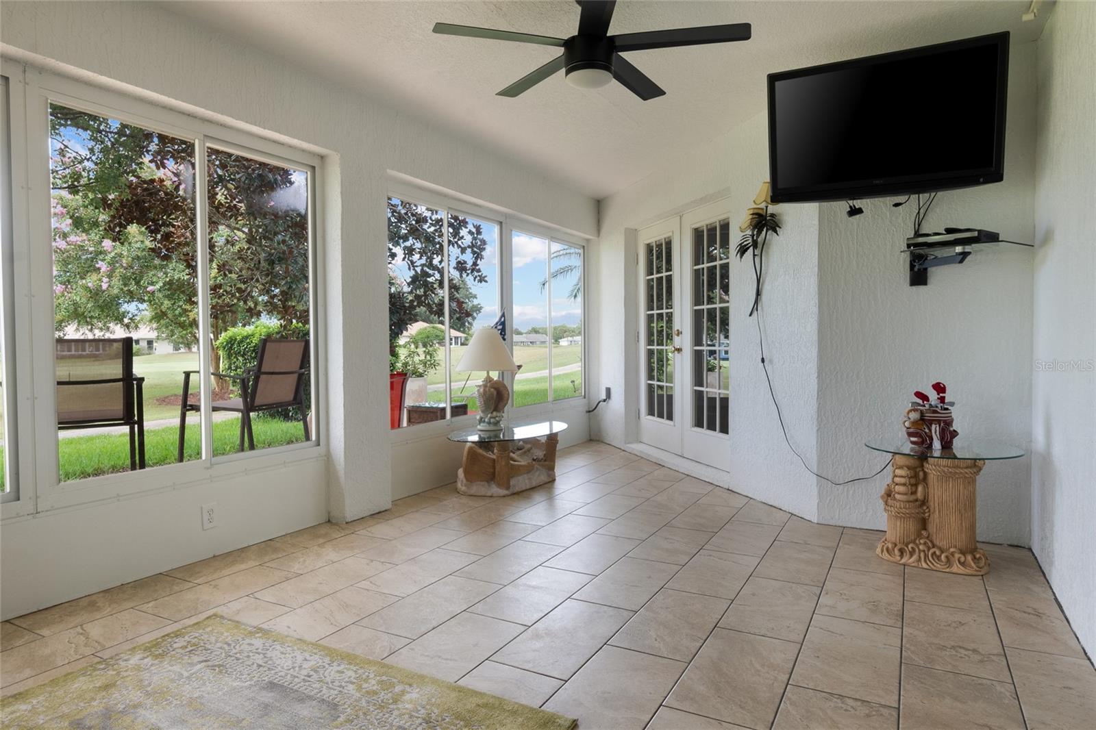 Listing photo id 31 for 29242 Caddyshack Lane