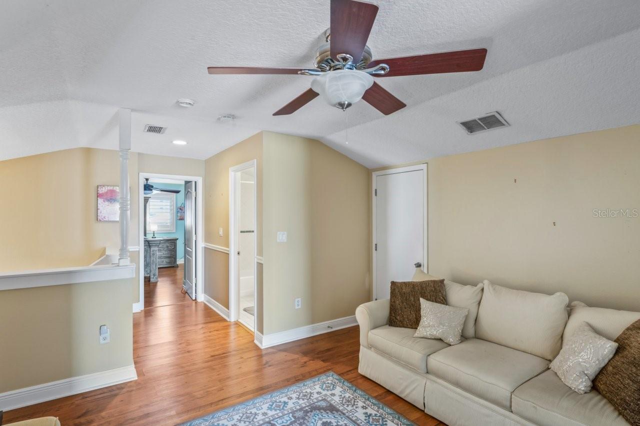 Image 40 of 75 For 13505 Boca Ciega Avenue