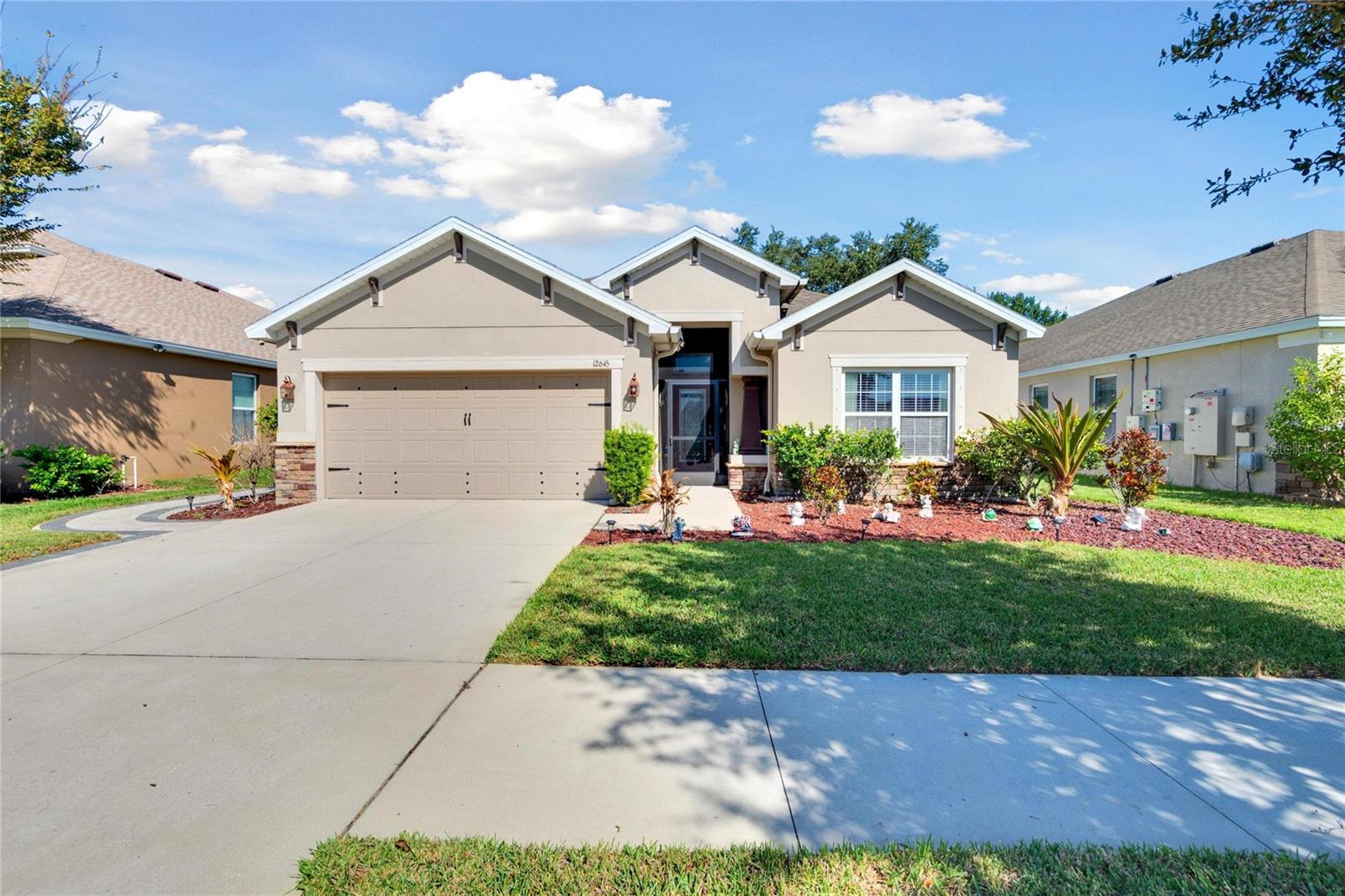 Listing photo id 2 for 12645 Flatwood Creek Drive