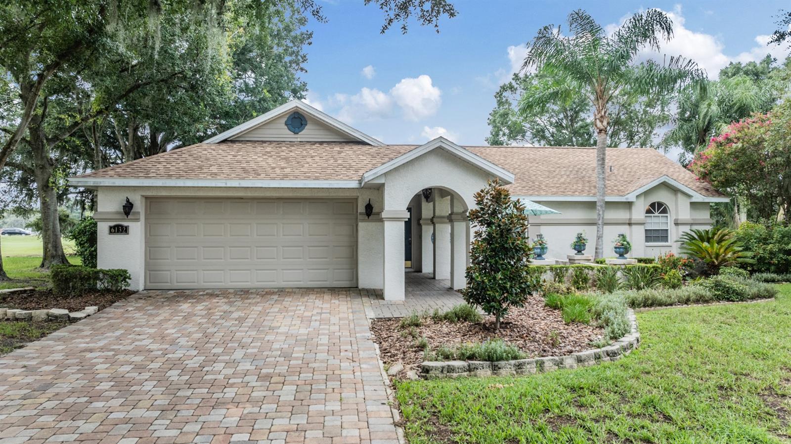 Details for 6132 Silver Oaks Drive, ZEPHYRHILLS, FL 33542