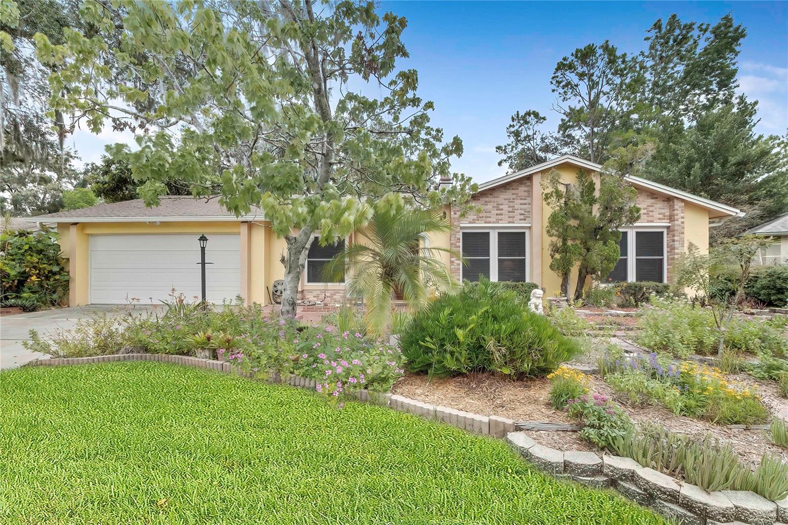 Details for 13320 Moran Drive, TAMPA, FL 33618