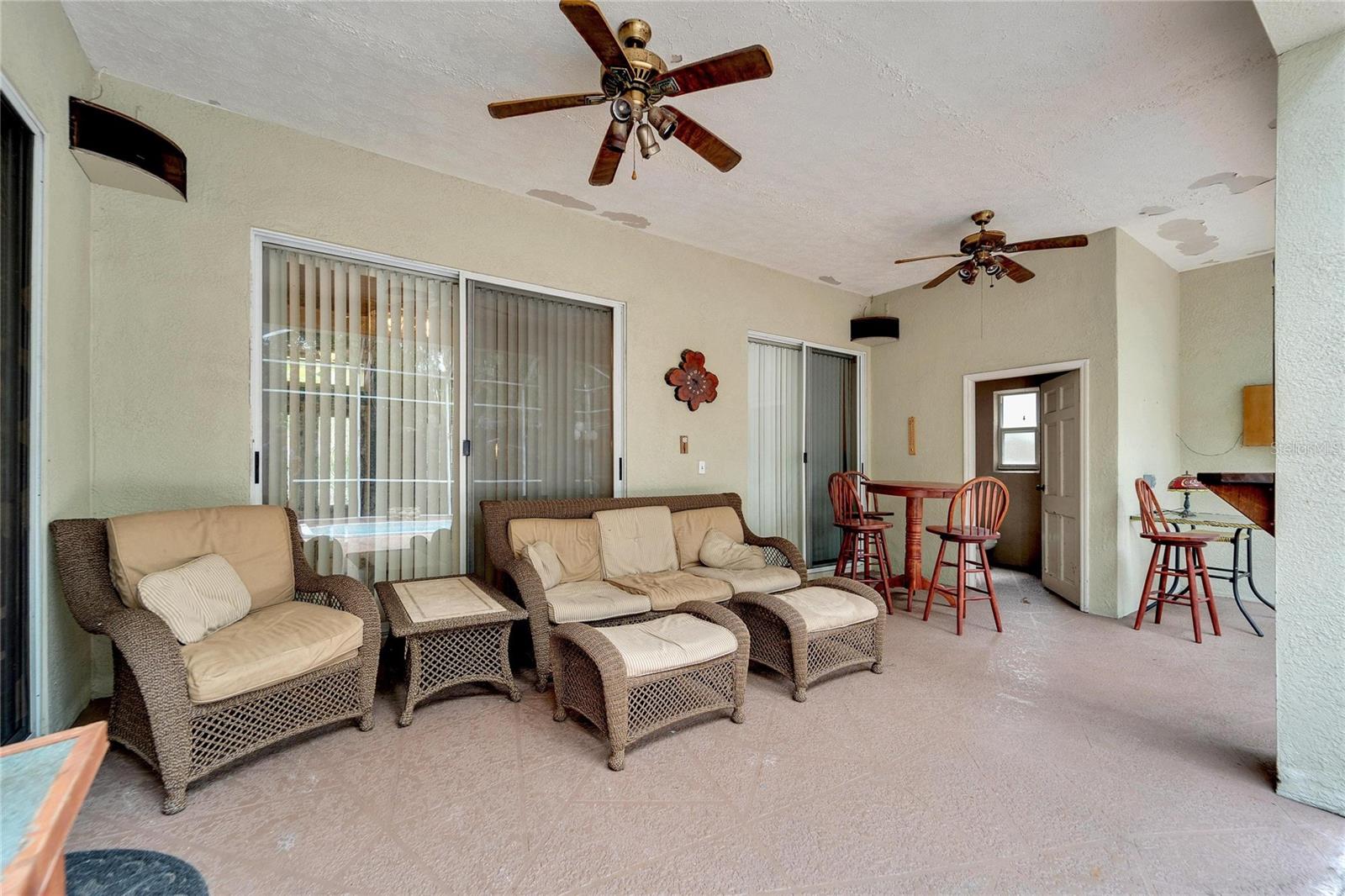 Listing photo id 43 for 12204 Bass Oak Court