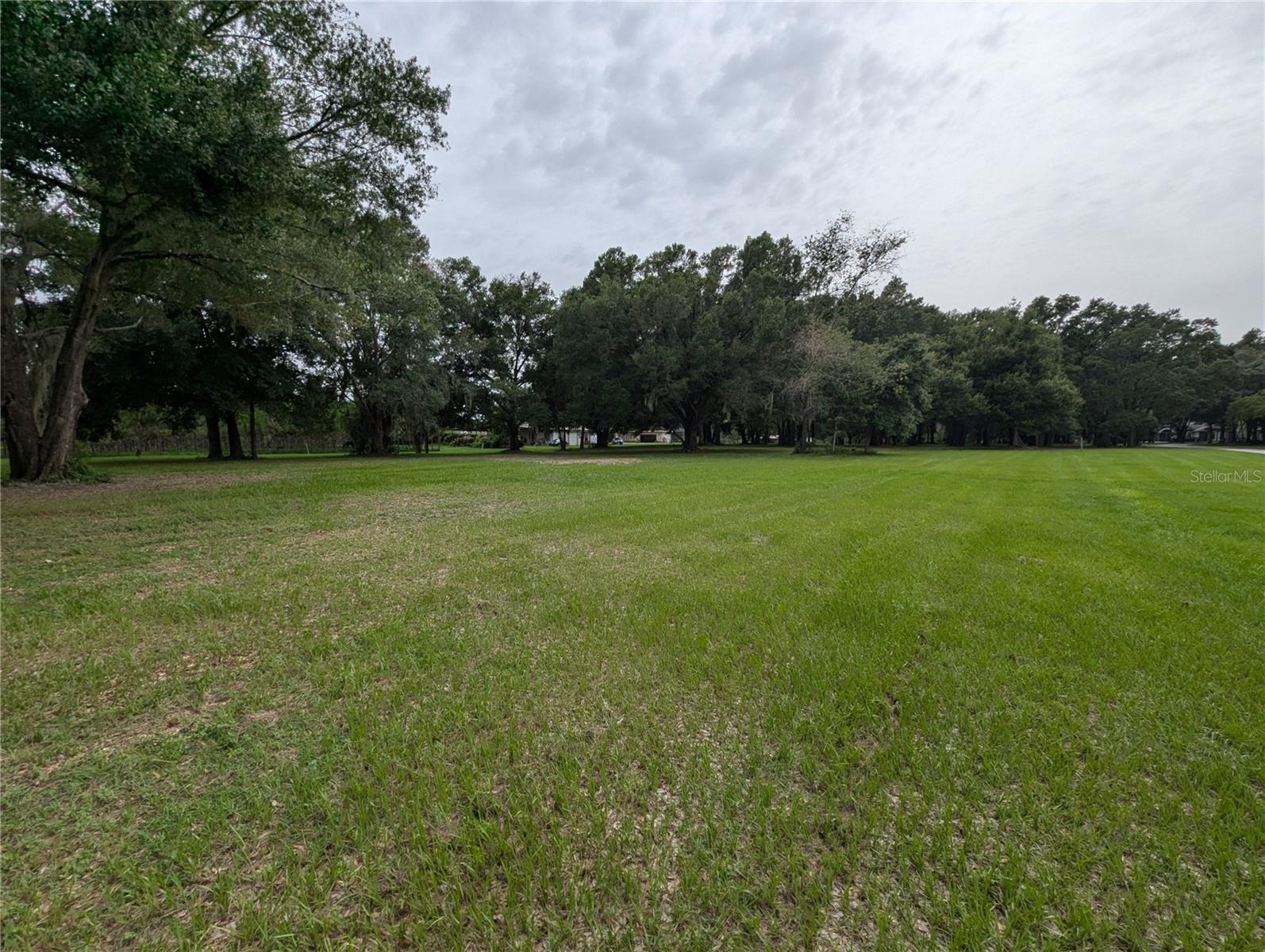 Listing photo id 30 for 18302 Hanna Road