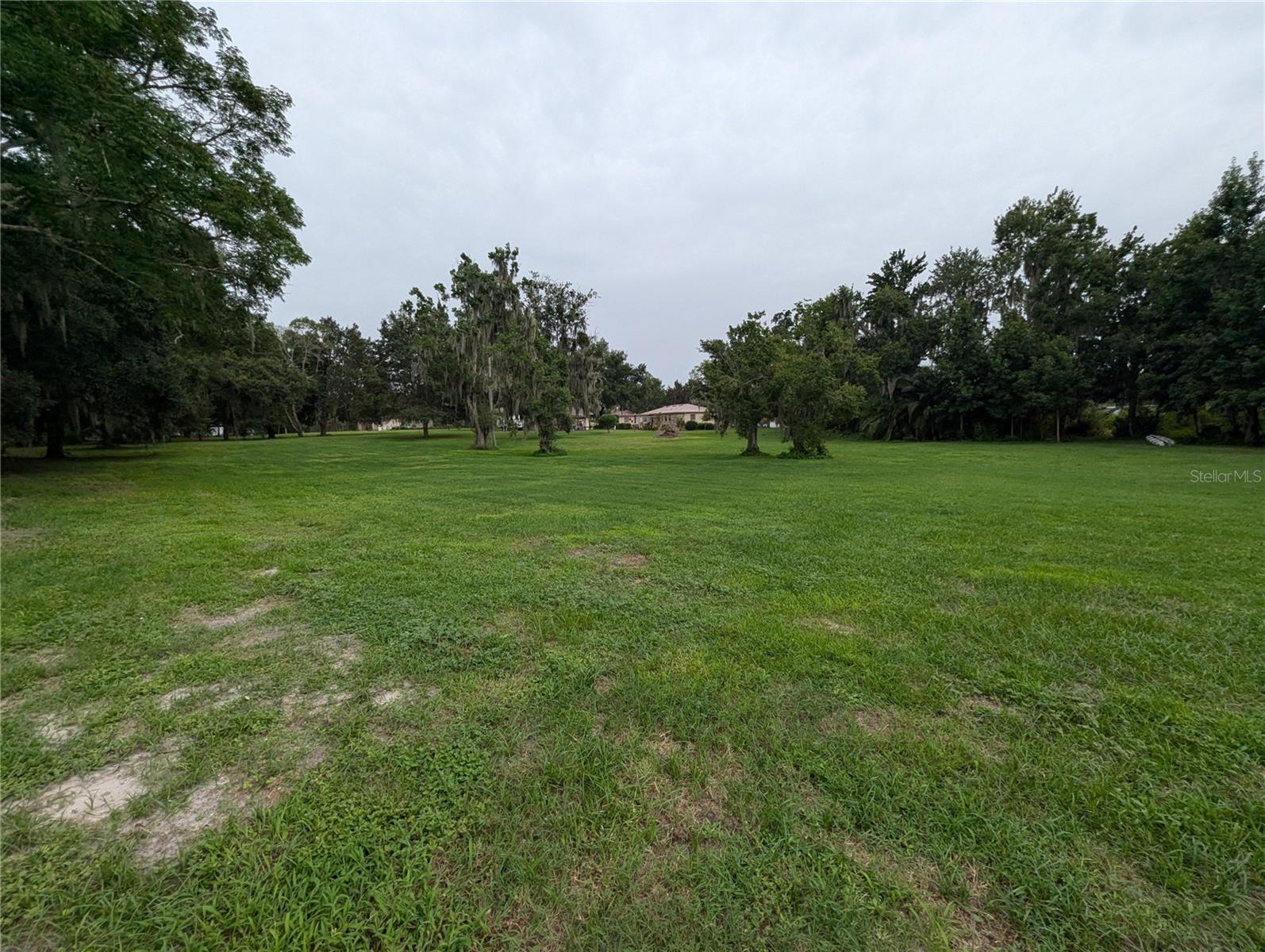 Listing photo id 35 for 18302 Hanna Road