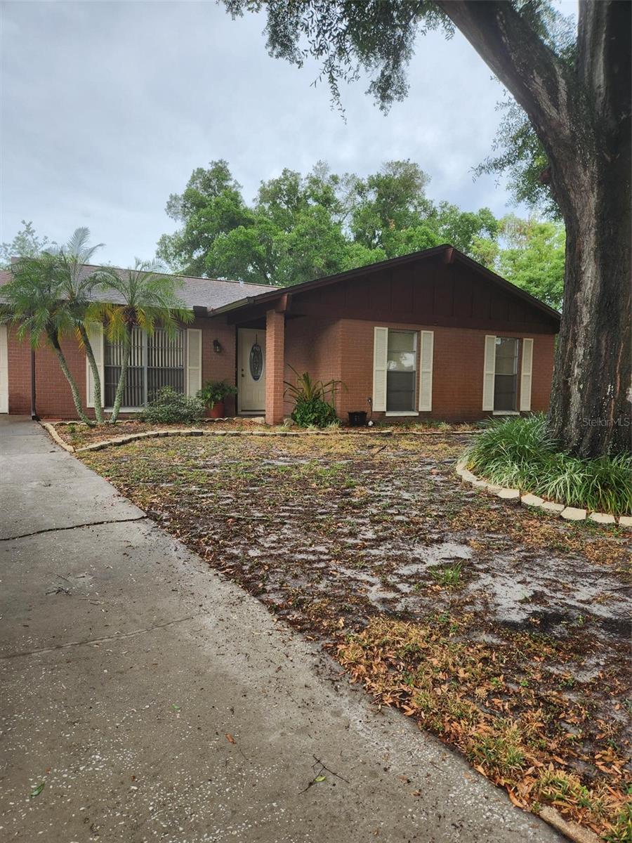 Image 1 of 14 For 6923 Spanish Moss Circle