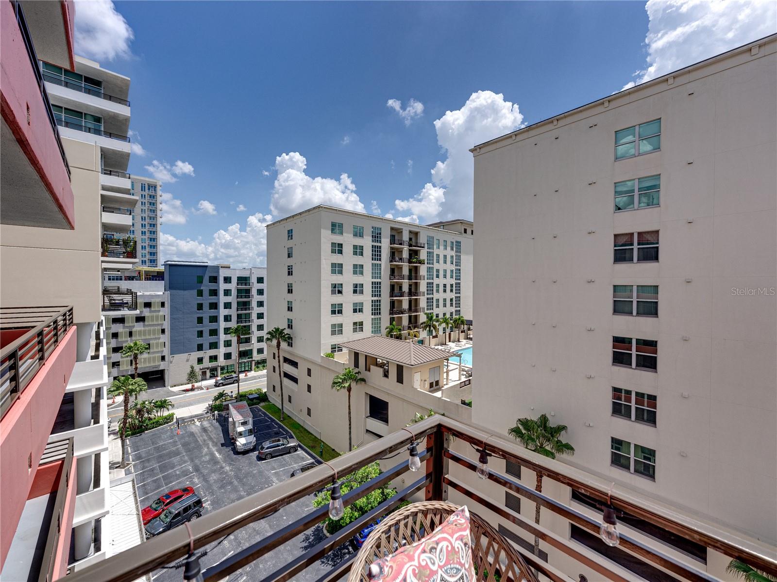 Listing photo id 21 for 1208 Kennedy Boulevard 733