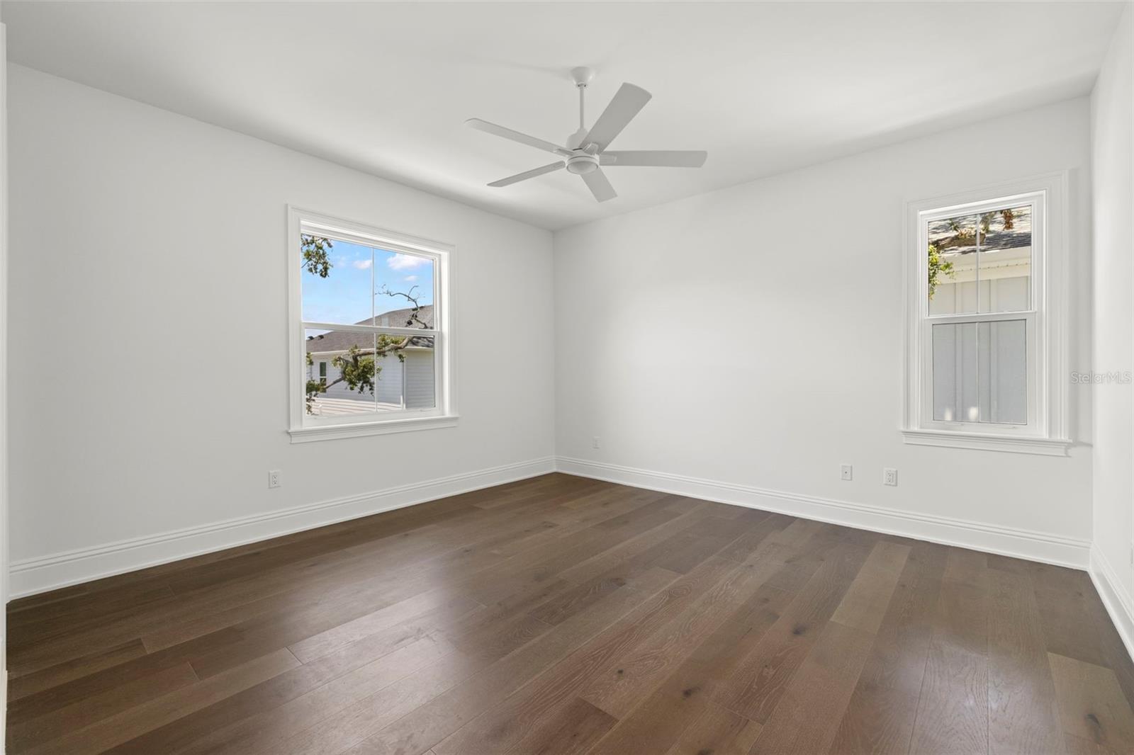 Image 36 of 52 For 4021 Santiago Street