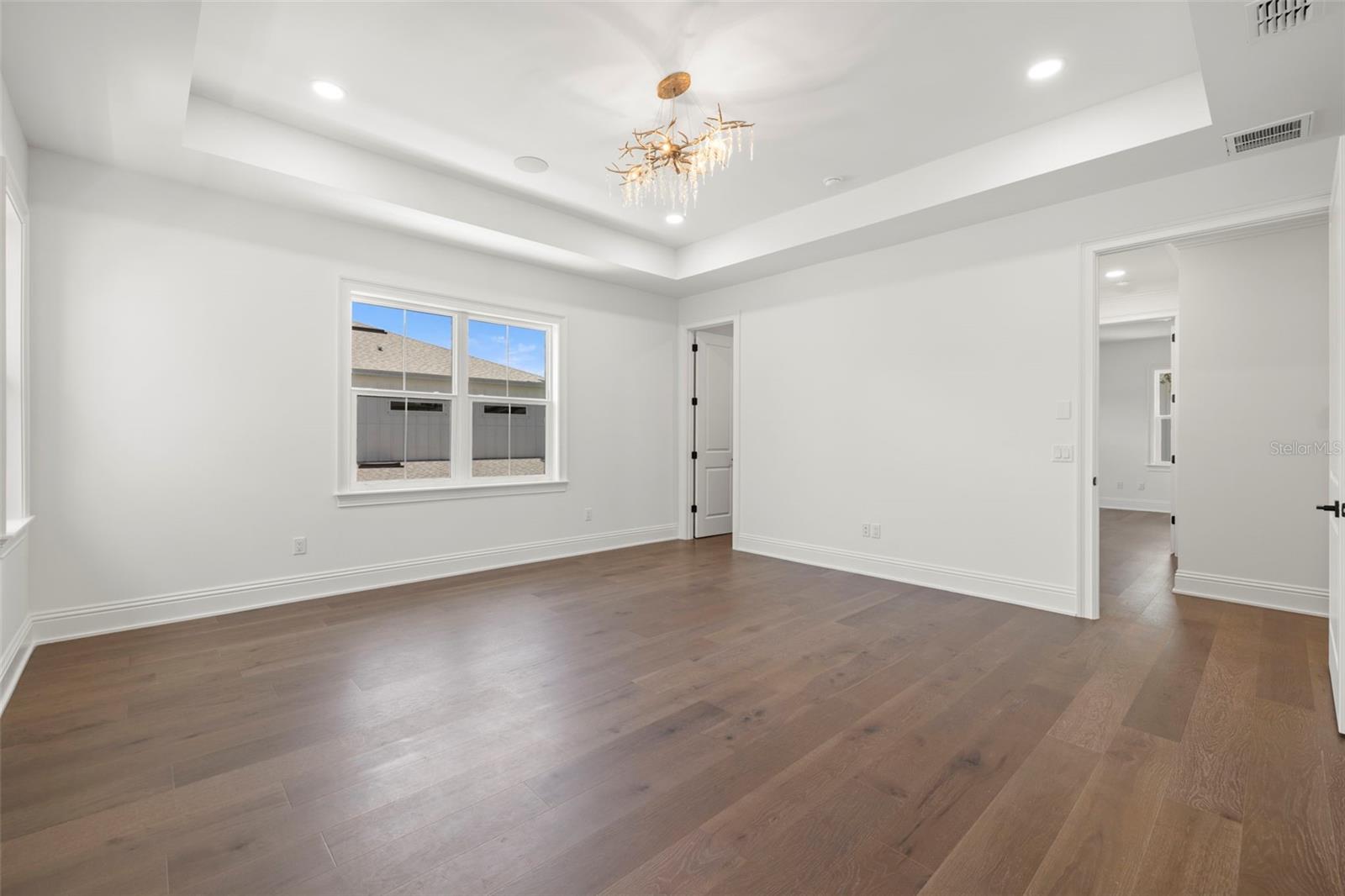 Image 41 of 52 For 4021 Santiago Street