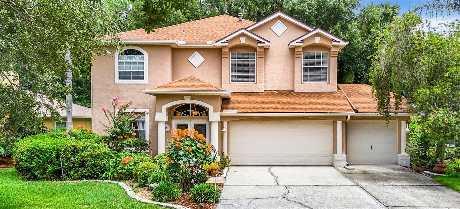 Details for 5014 Southampton Circle, TAMPA, FL 33647