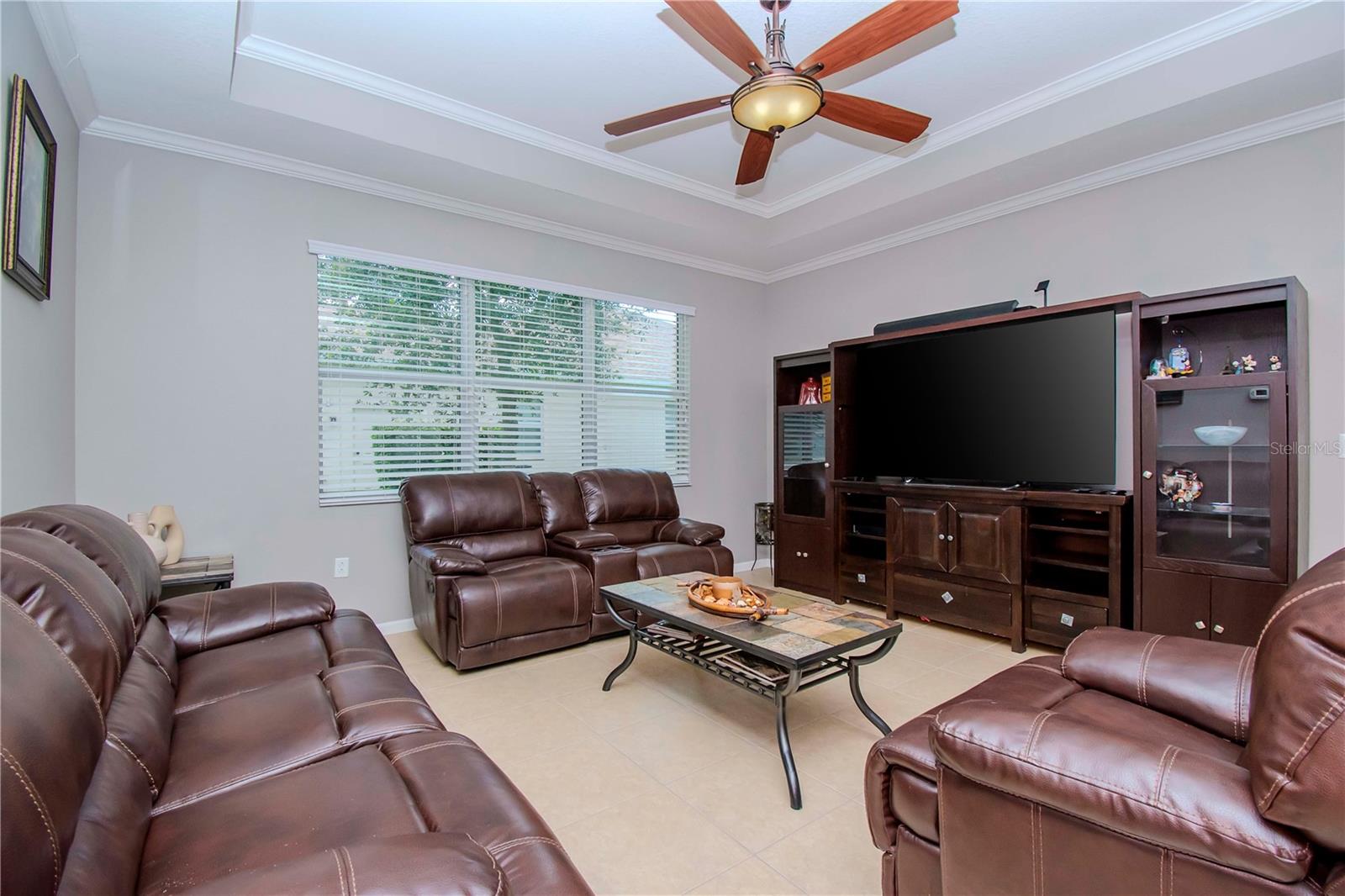 Listing photo id 12 for 8718 Preston Woods Court