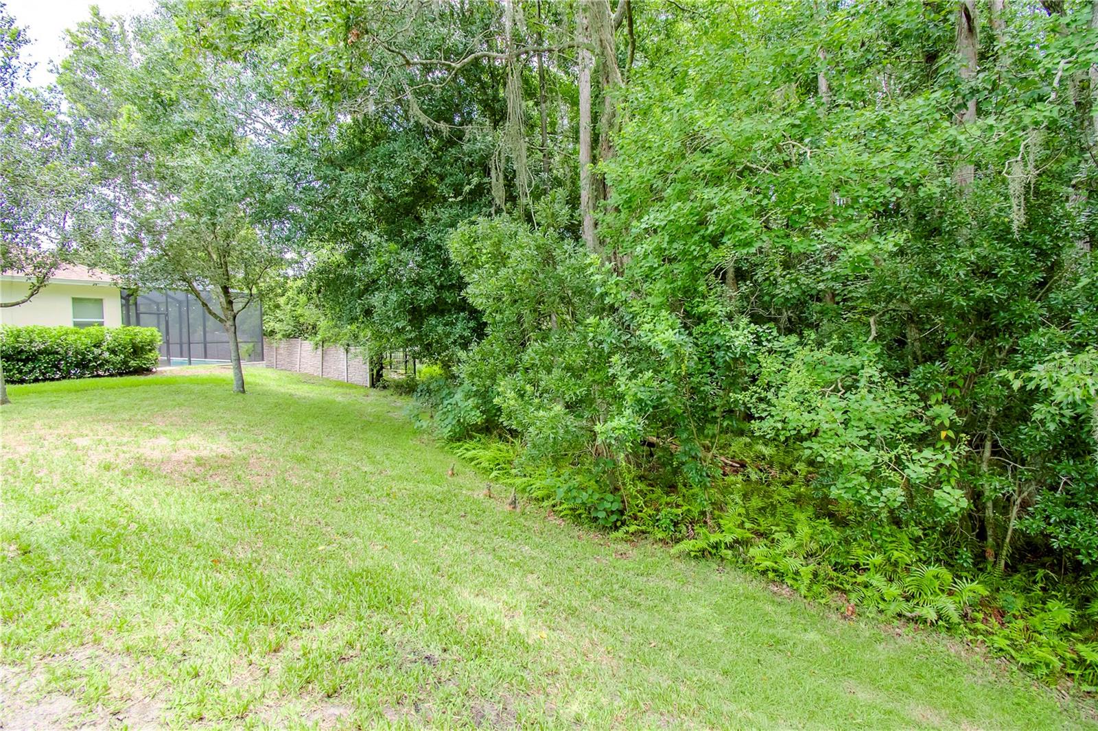 Listing photo id 39 for 8718 Preston Woods Court