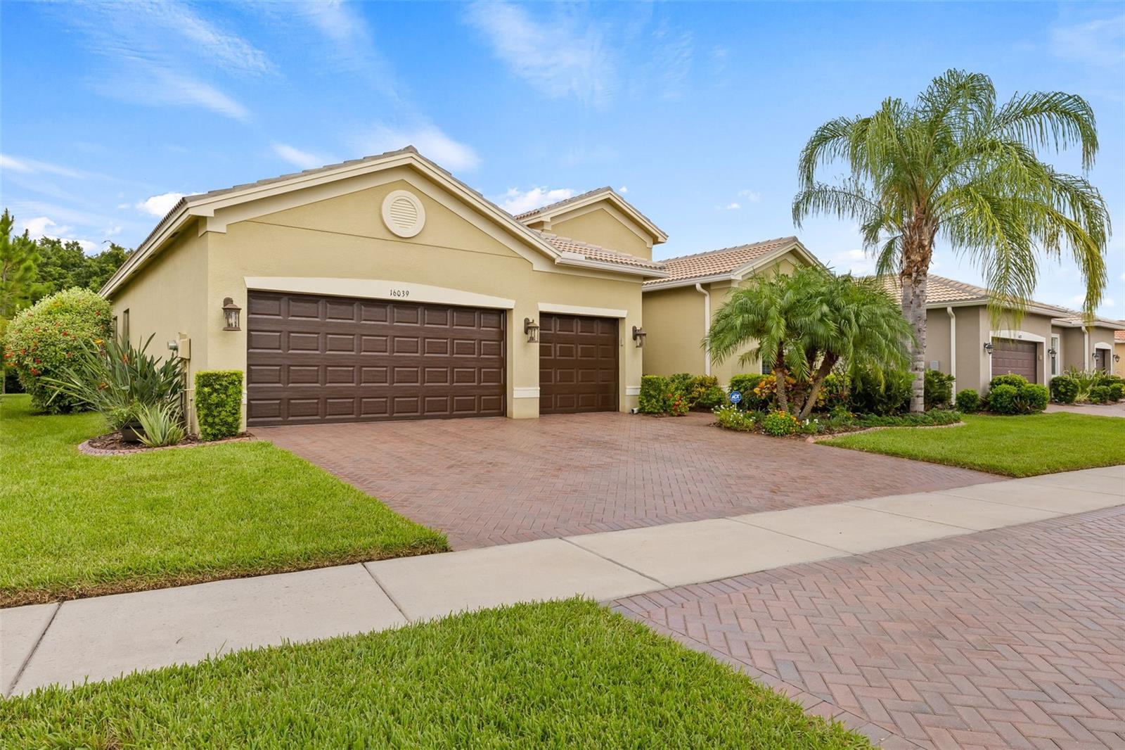 Image 11 of 77 For 16039 Cape Coral Drive