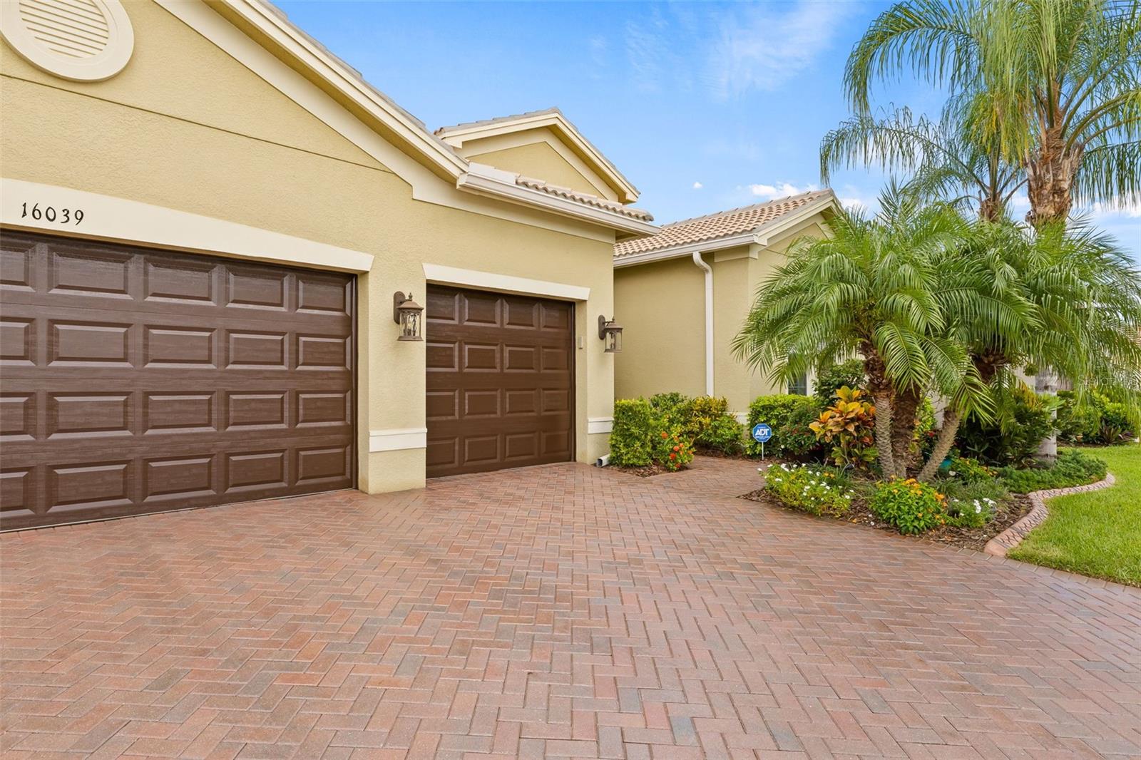 Image 13 of 77 For 16039 Cape Coral Drive