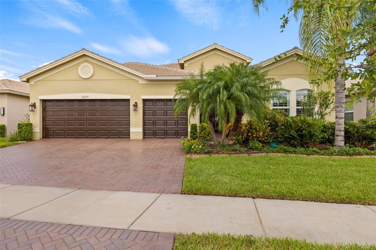 Image 5 of 77 For 16039 Cape Coral Drive