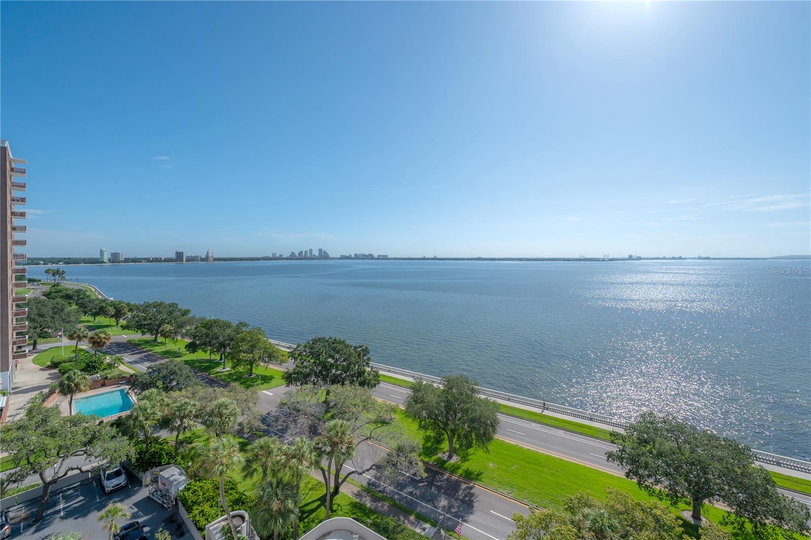 Image 21 of 38 For 4141 Bayshore Boulevard 1003