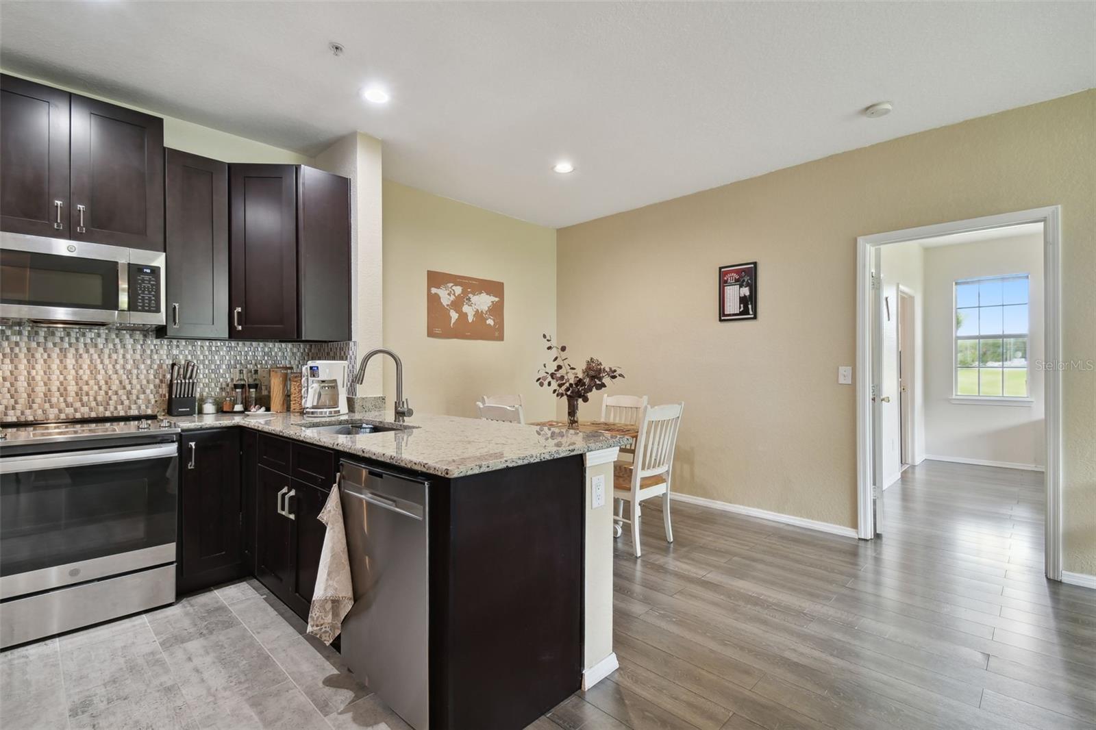 Listing photo id 11 for 13304 Sanctuary Cove Drive 102