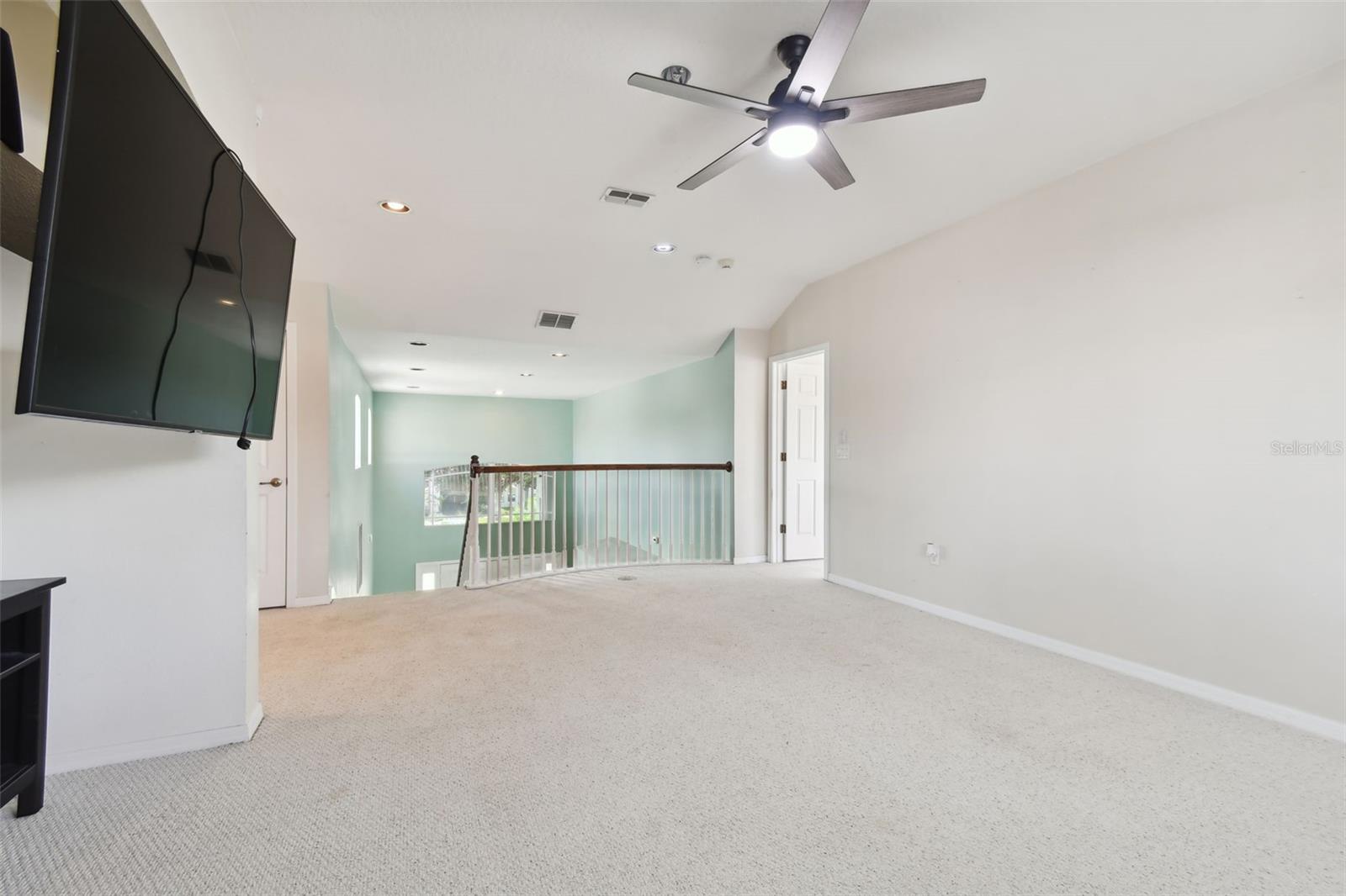 Listing photo id 37 for 13642 Artesa Bell Drive