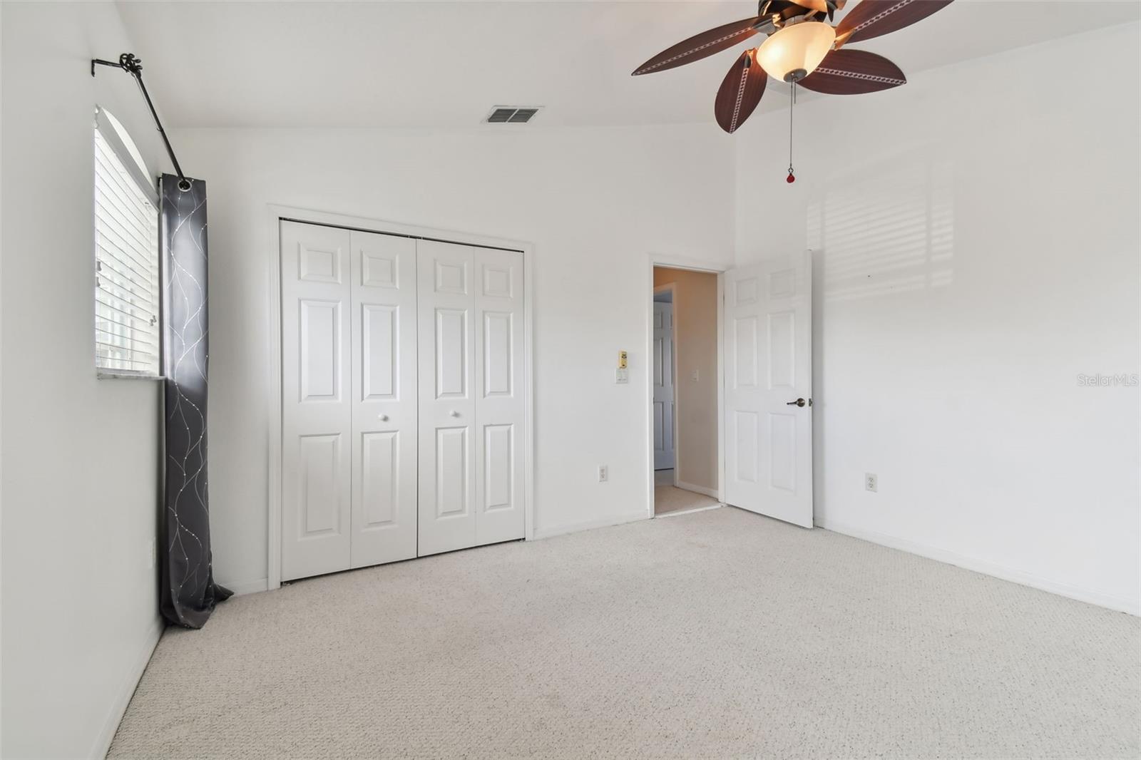 Listing photo id 49 for 13642 Artesa Bell Drive