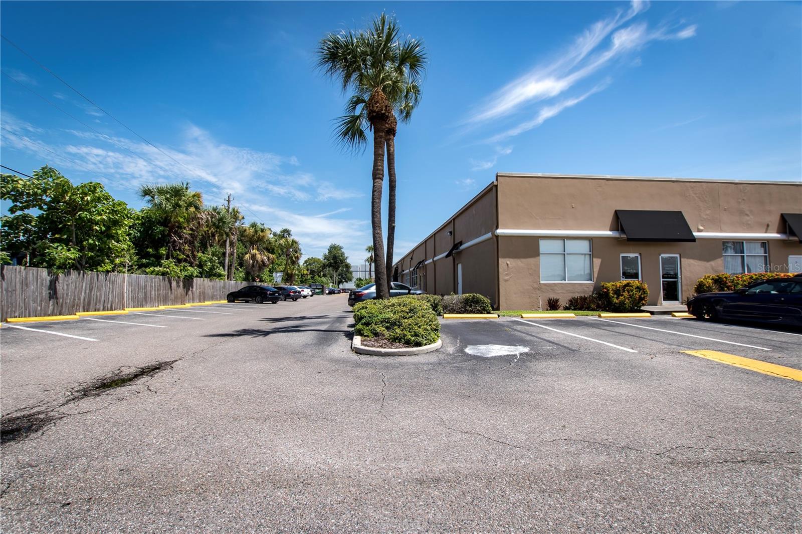 Image 22 of 28 For 5404 Hoover Boulevard 7
