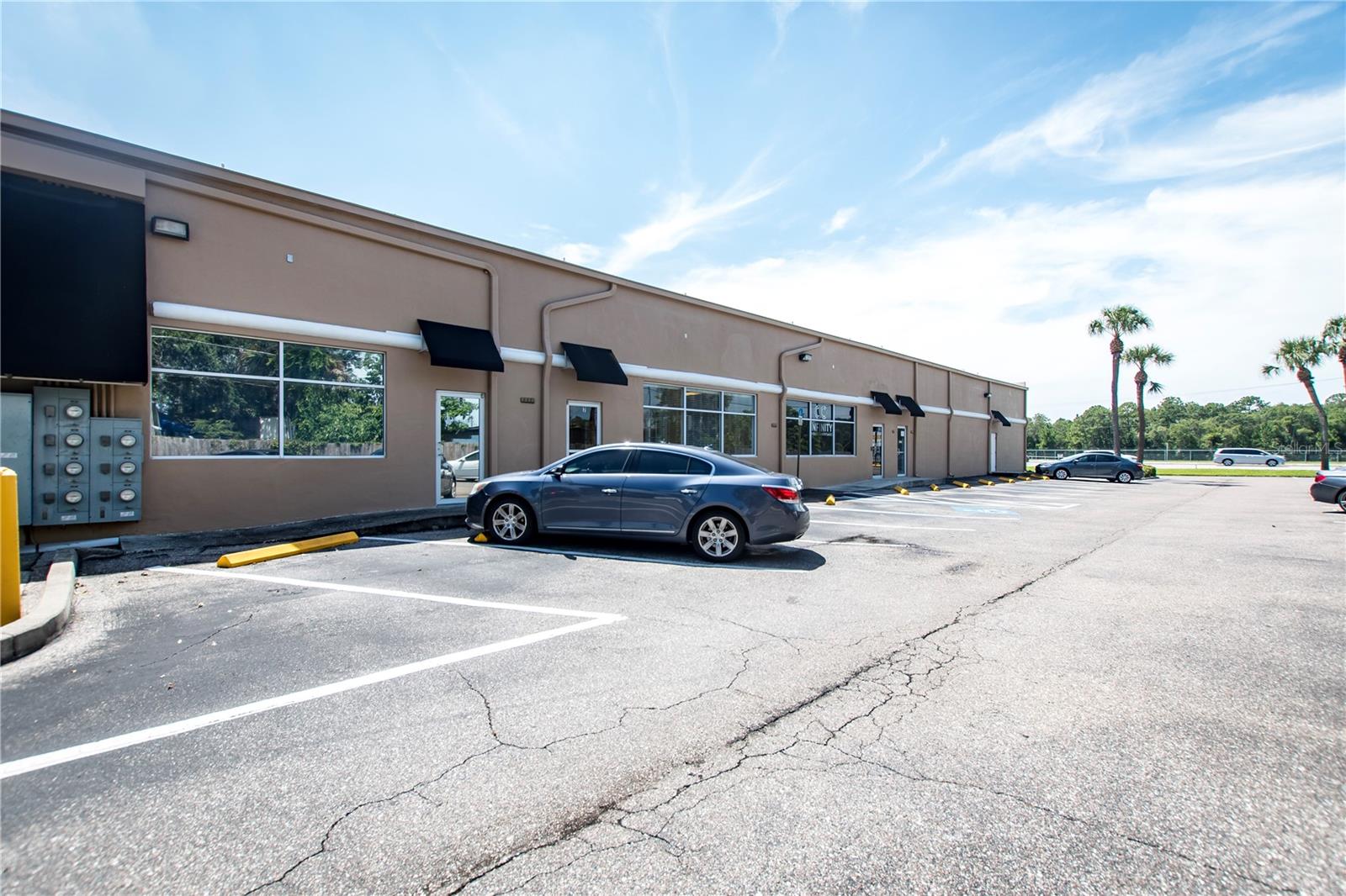 Image 4 of 21 For 5404 Hoover Boulevard 7
