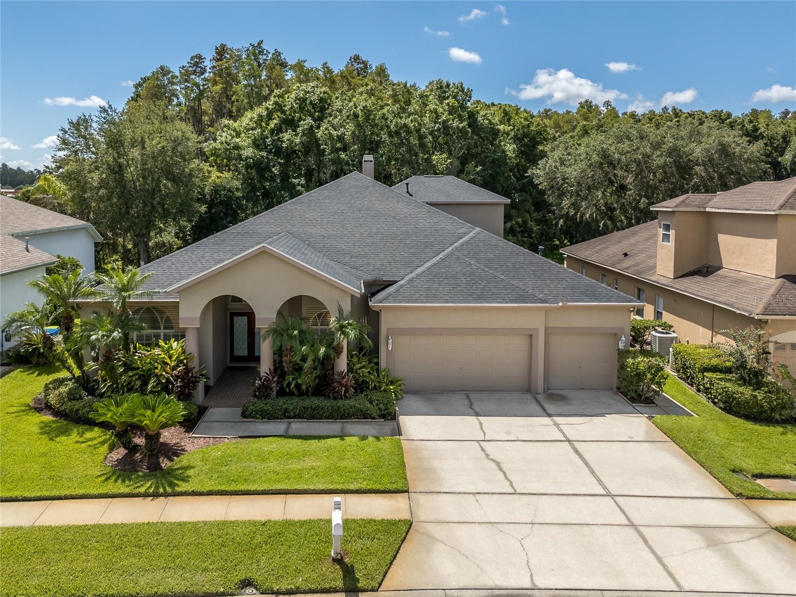 Details for 1542 Deerbourne Drive, WESLEY CHAPEL, FL 33543