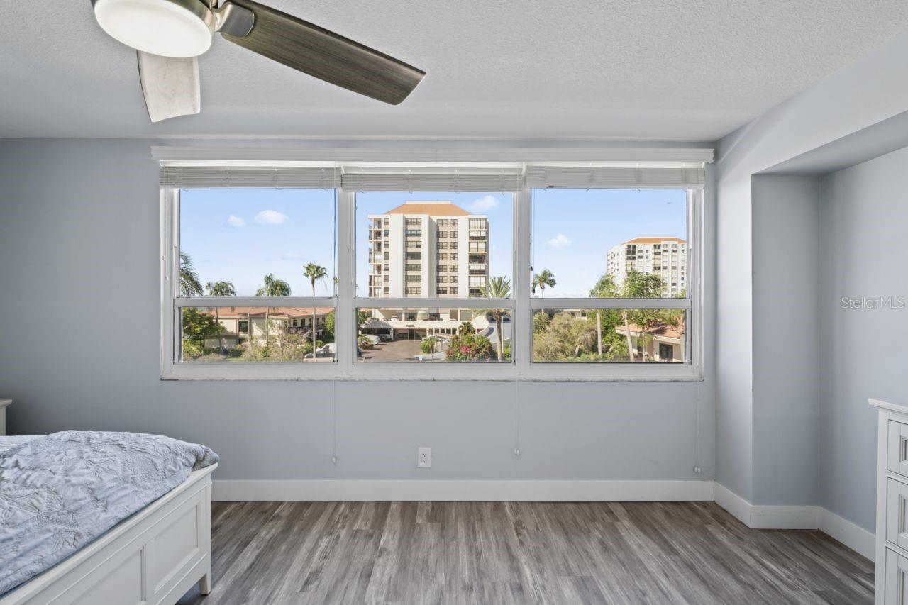 Image 23 of 63 For 6294 Bahia Del Mar Circle 303