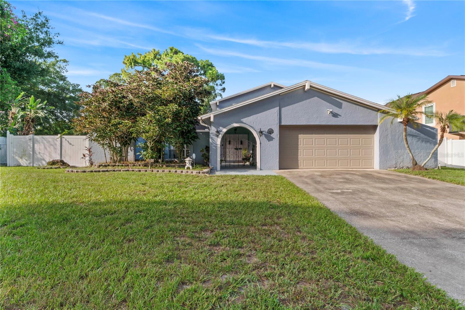 Details for 8019 Greenshire Dr, TAMPA, FL 33634