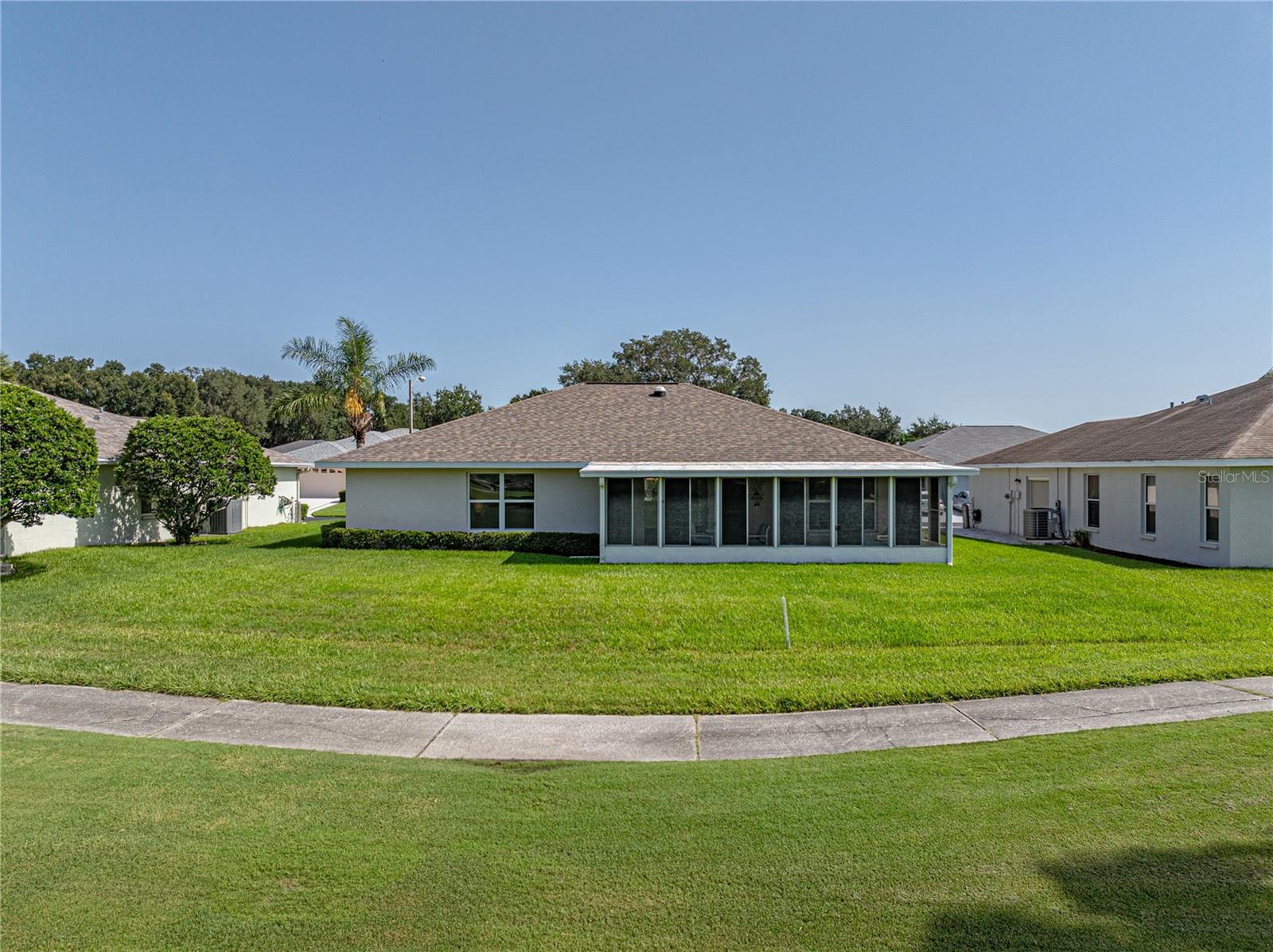 Listing photo id 44 for 29202 Caddyshack Lane