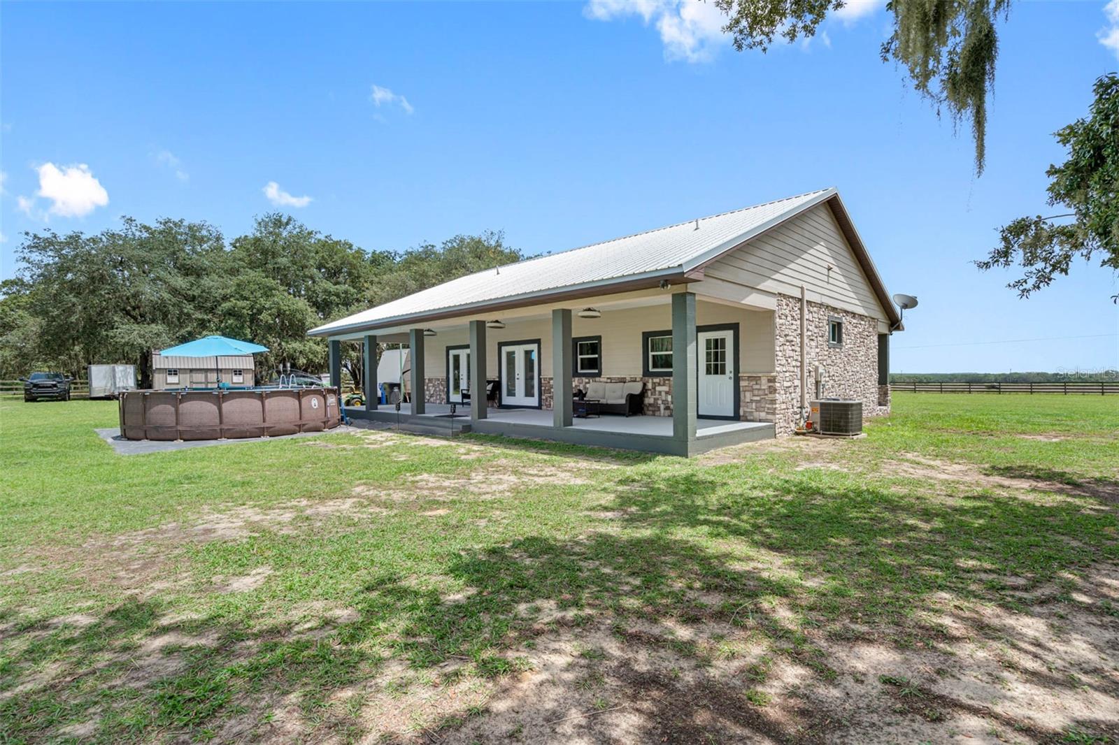 Listing photo id 2 for 8602 State Road 674