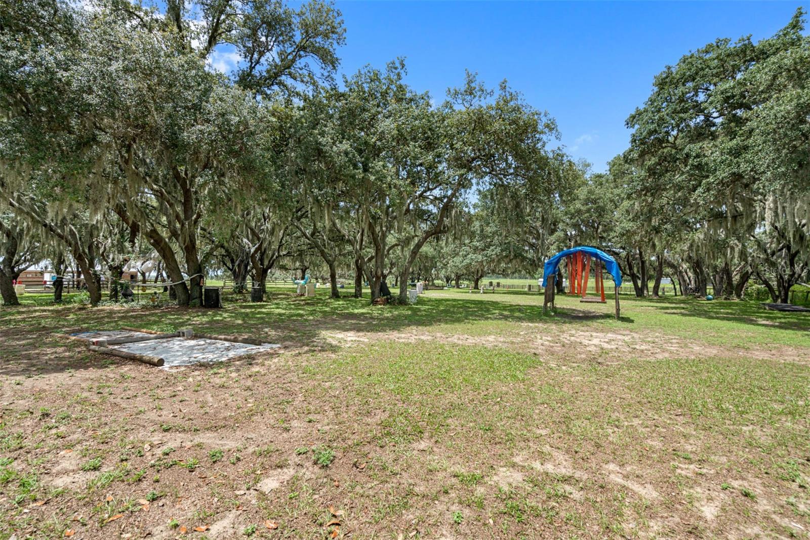 Listing photo id 42 for 8602 State Road 674