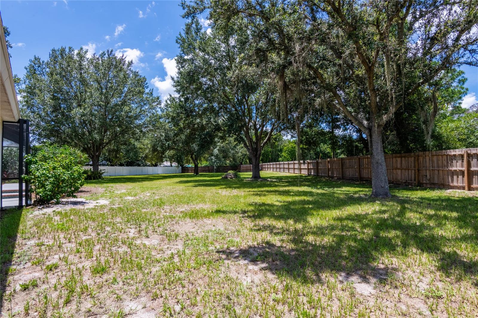 Listing photo id 65 for 2901 Laurel Meadow Court