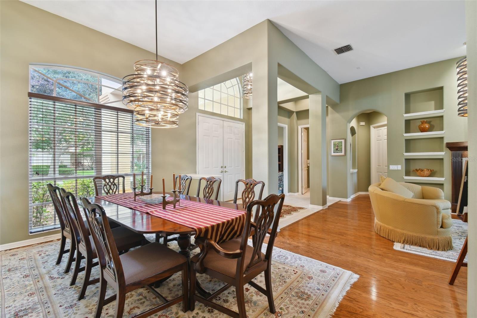 Listing photo id 11 for 9223 Highland Ridge Way