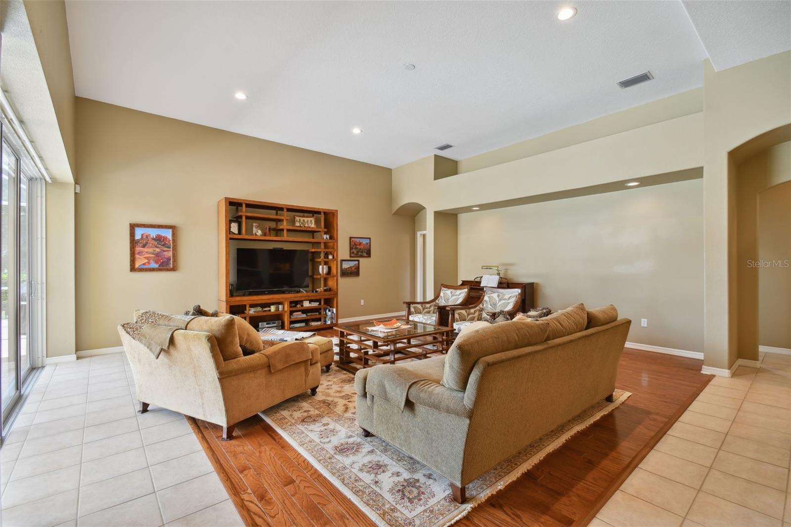 Listing photo id 30 for 9223 Highland Ridge Way