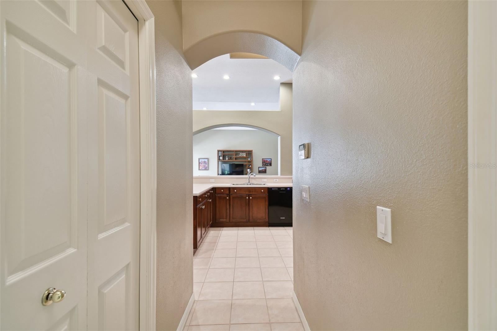 Listing photo id 42 for 9223 Highland Ridge Way