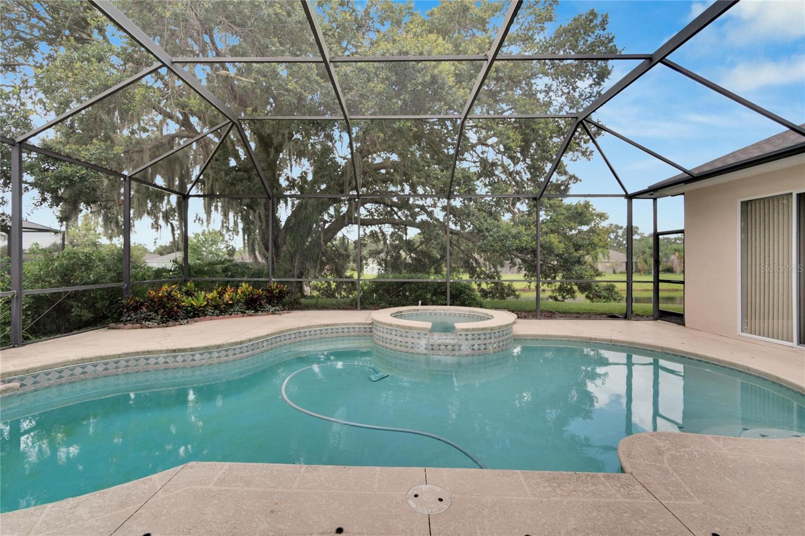 Listing photo id 58 for 2925 Forest Hammock Drive