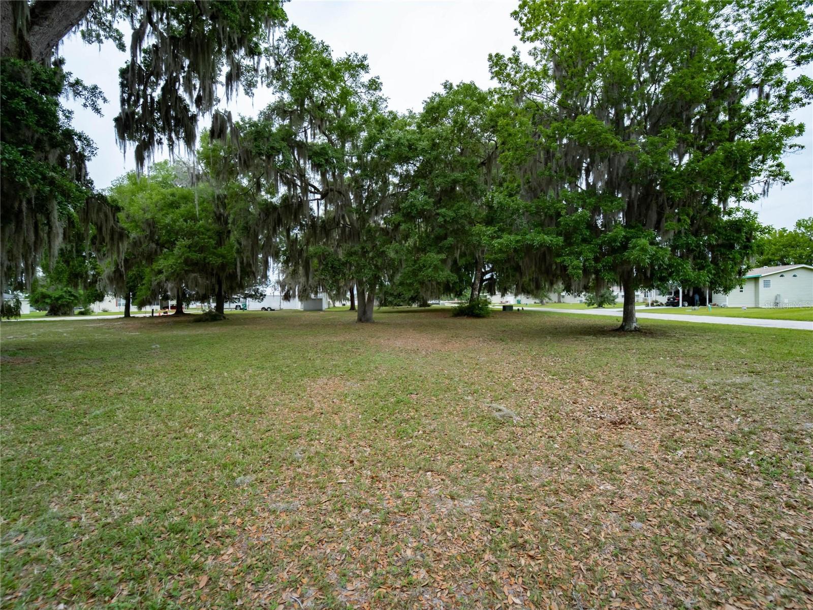 Image 4 of 9 For Lot 61 Blk C Lexington Circle