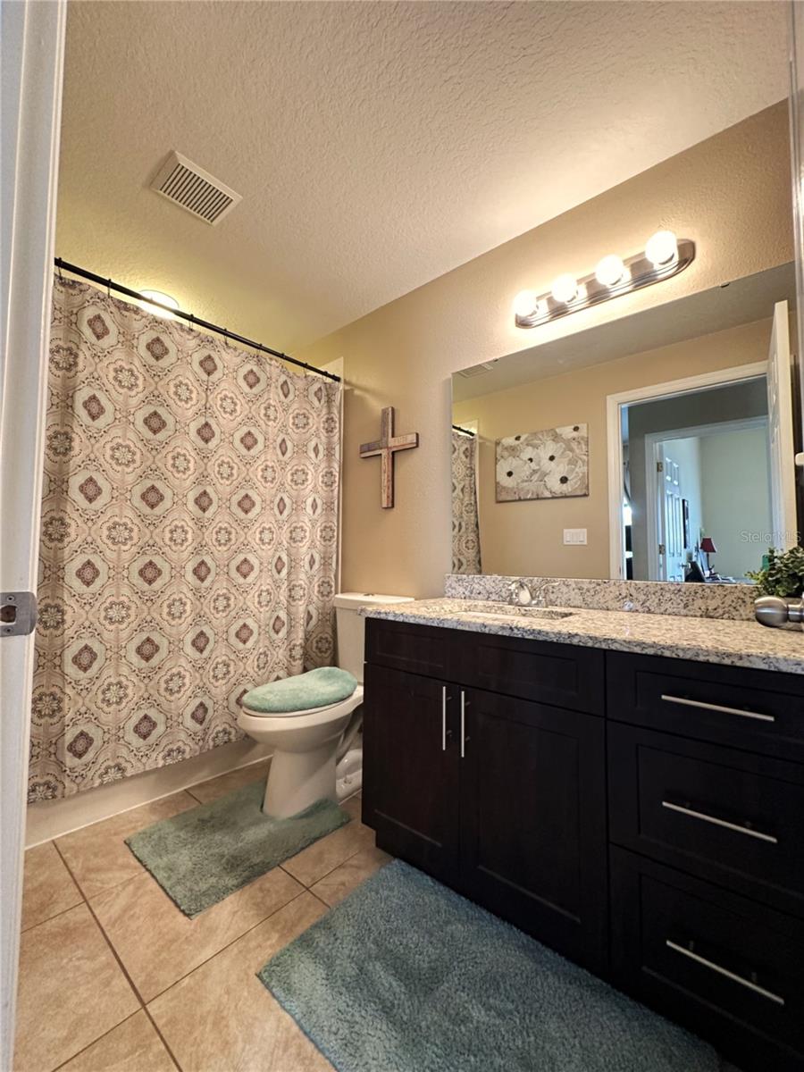 Listing photo id 36 for 4411 Gem Court