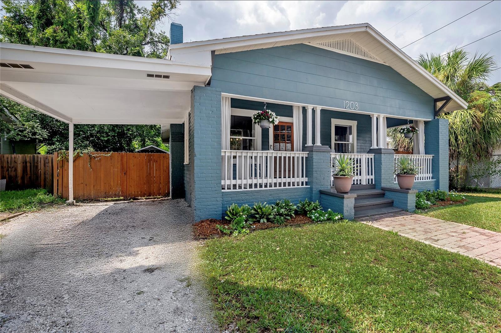Image 3 of 36 For 1203 33rd Avenue