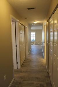 Listing photo id 6 for 10413 Summerview Circle