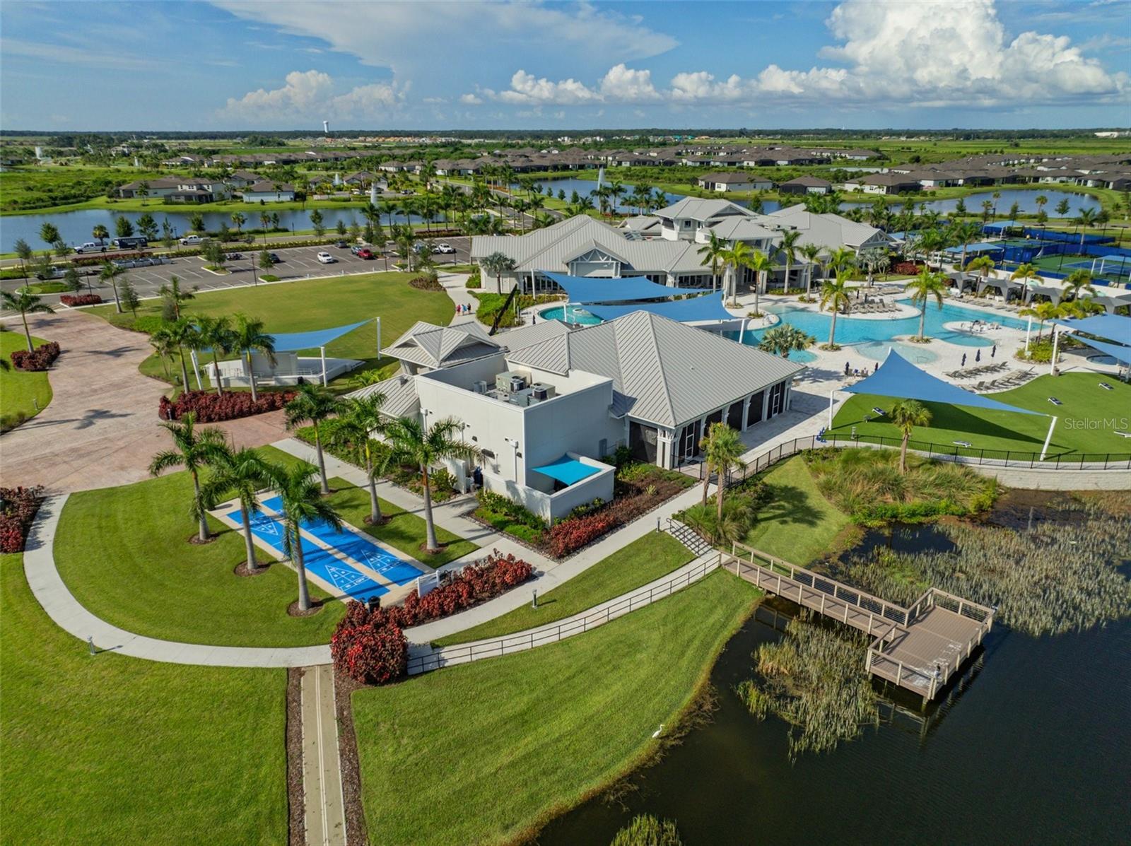 Listing photo id 43 for 8760 Ocean Tides Cove