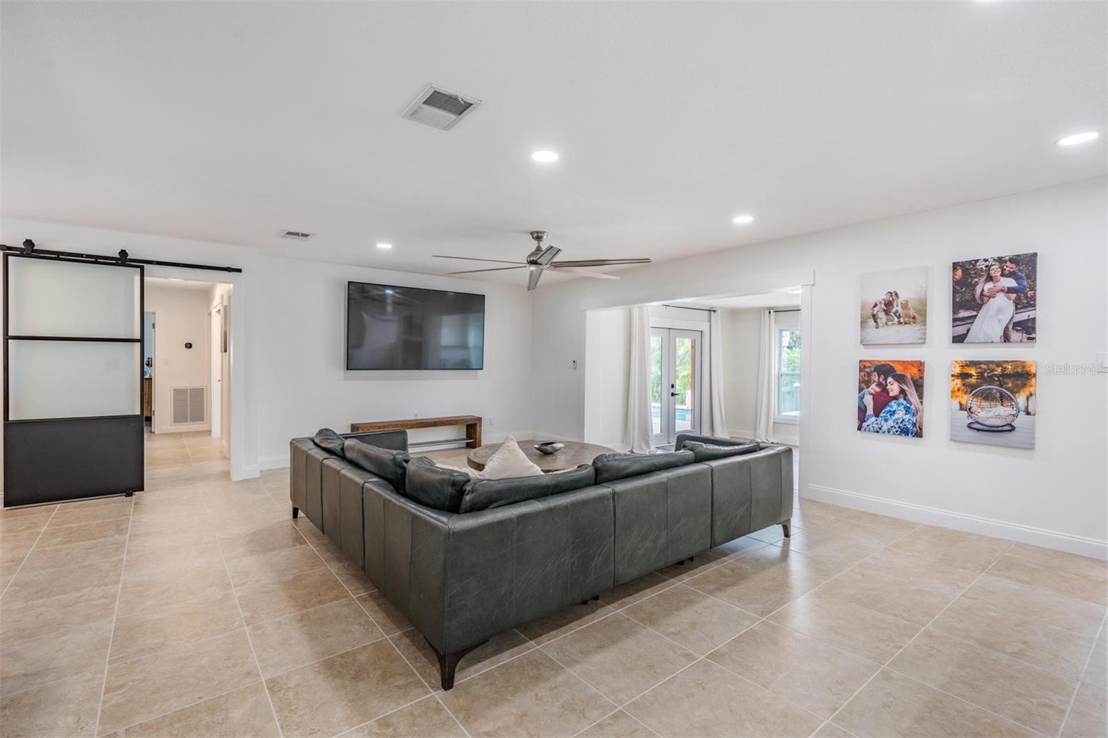 Image 12 of 64 For 3945 Doral Drive