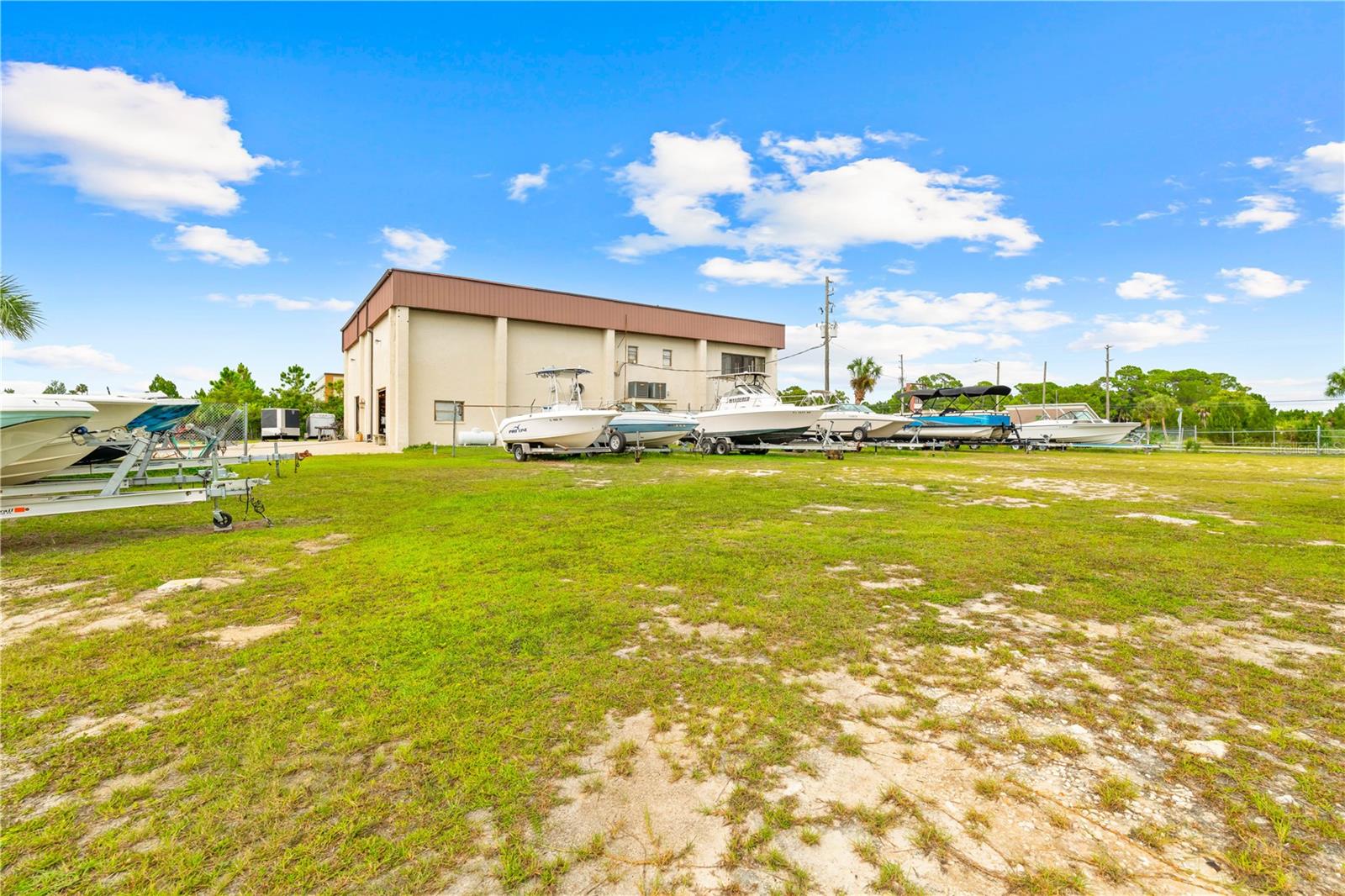 Listing photo id 42 for 4001 Shoal Line Boulevard