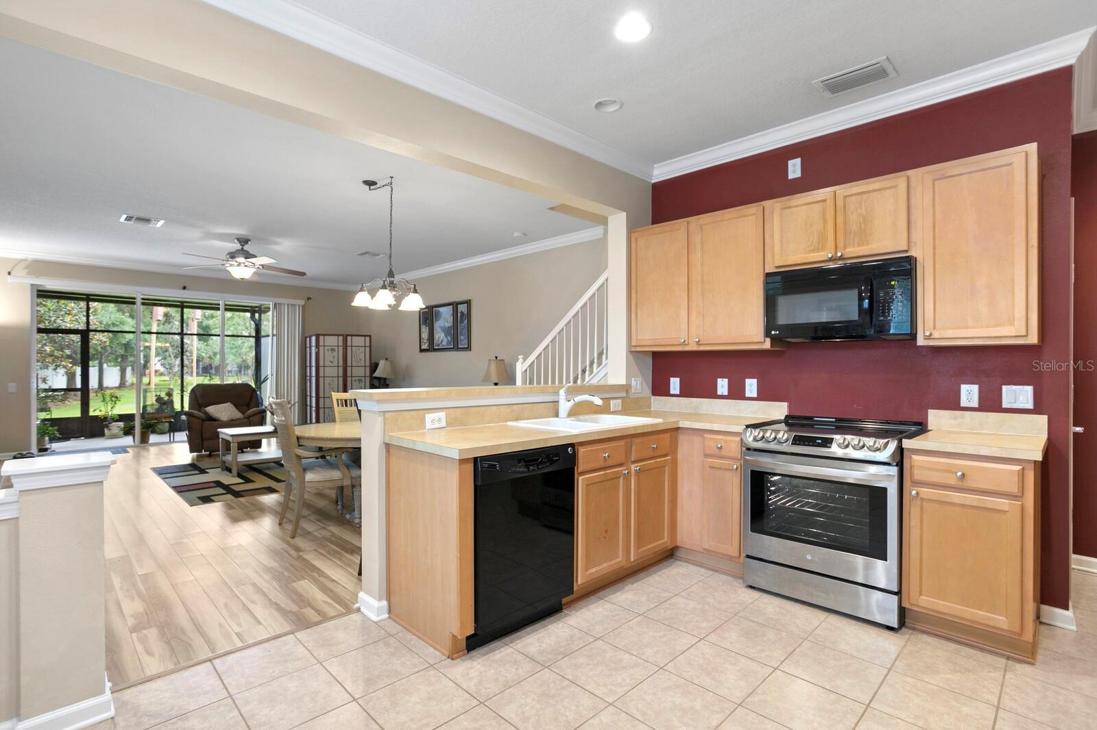 Image 17 of 63 For 6806 Charlotte Harbor Way