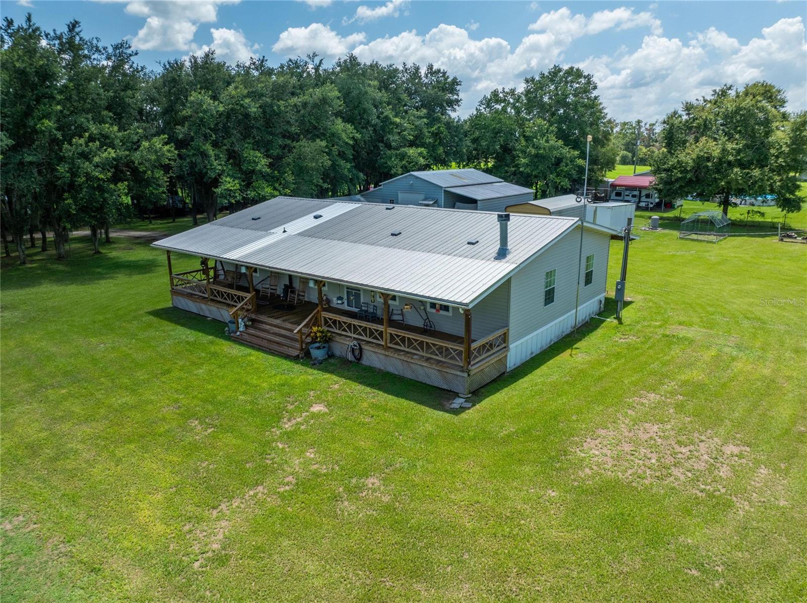 Listing photo id 9 for 9023 County Line Road