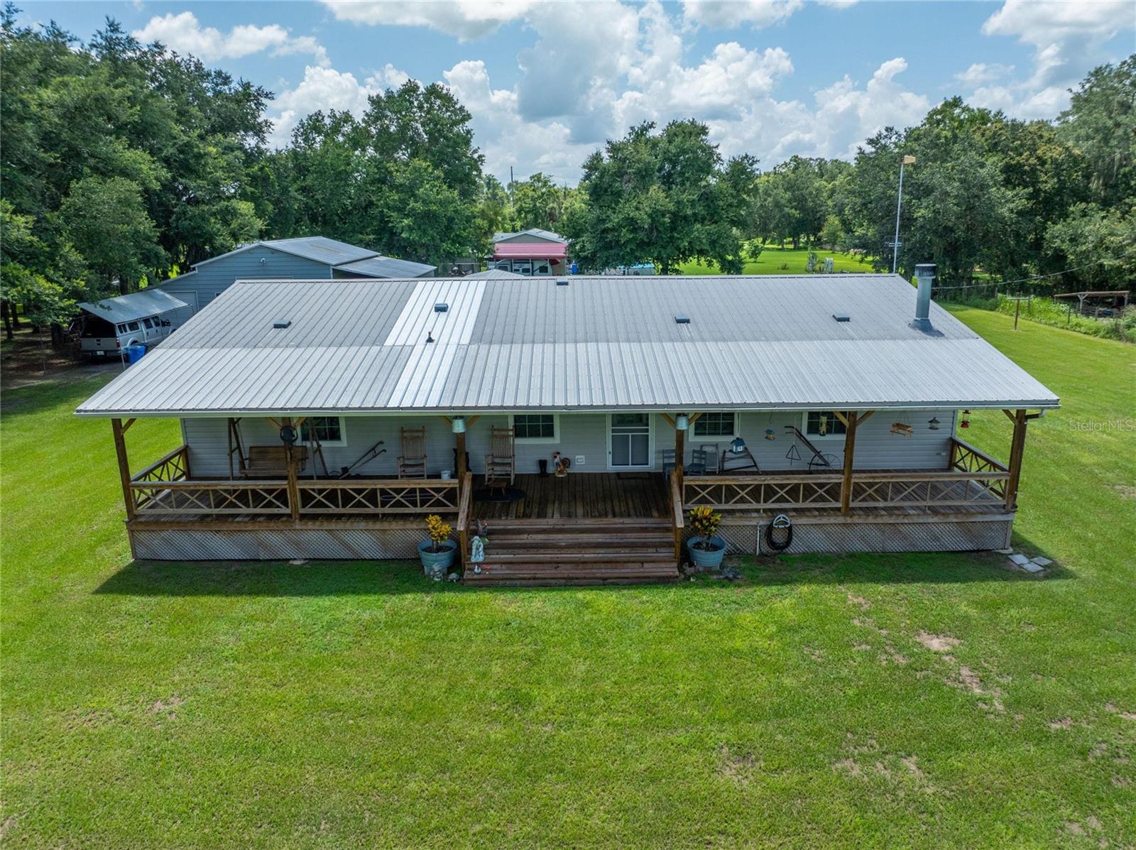 Listing photo id 7 for 9023 County Line Road